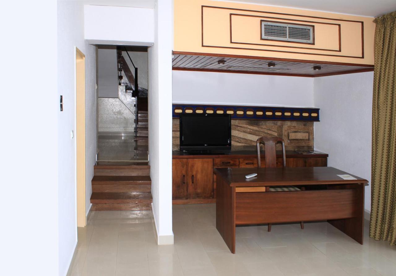 Hotel Mont Febe Yaoundé Esterno foto