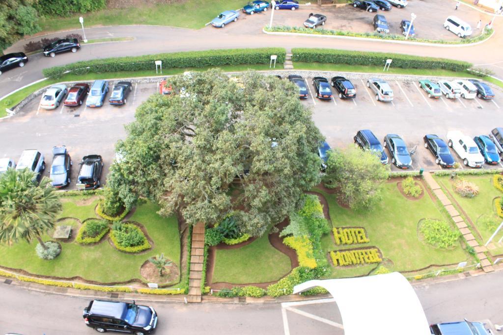 Hotel Mont Febe Yaoundé Esterno foto