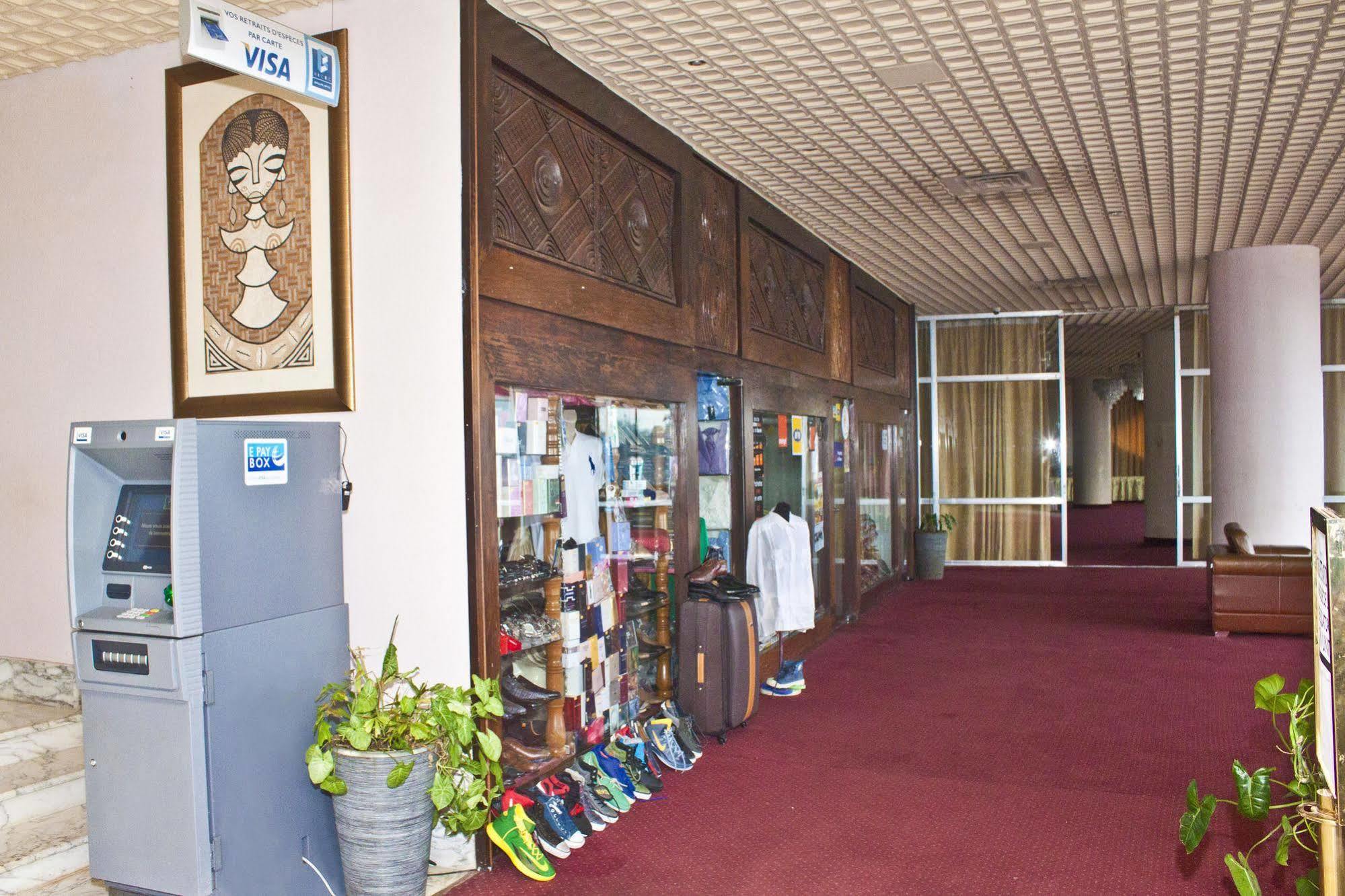 Hotel Mont Febe Yaoundé Esterno foto